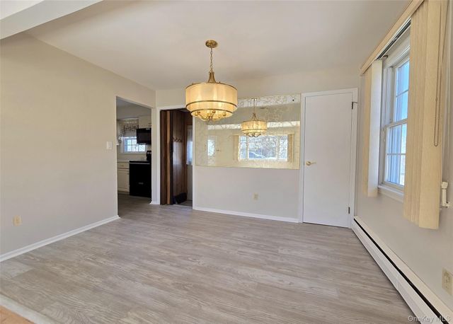 5 Hancock Street, Smithtown, NY 11787