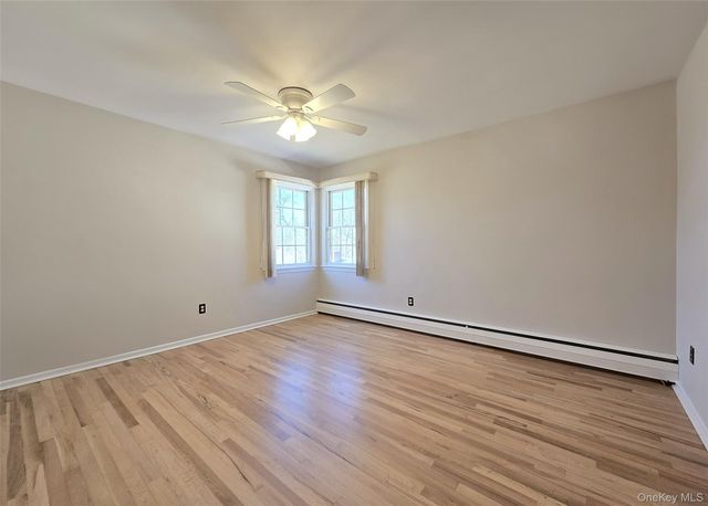 5 Hancock Street, Smithtown, NY 11787