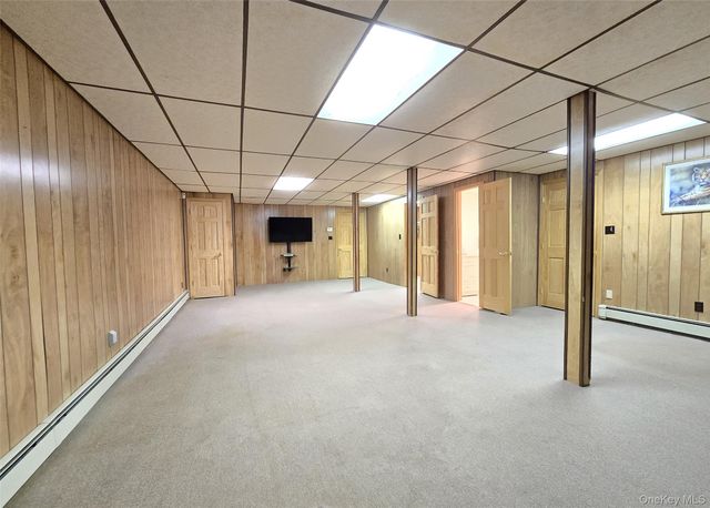 5 Hancock Street, Smithtown, NY 11787