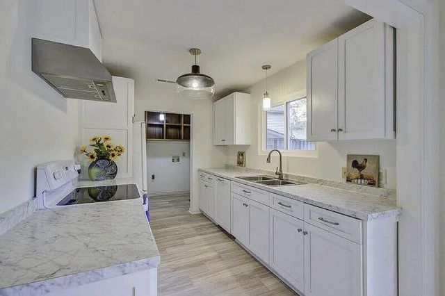 2183 Palermo Place, Charleston, SC 29406