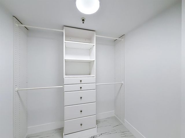 2480 Presidential Way 902, West Palm Beach, FL 33401