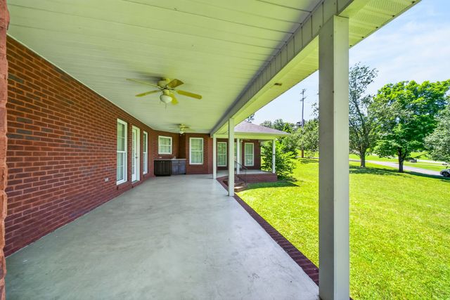 1156 Beam Ave, Cookeville, TN 38501