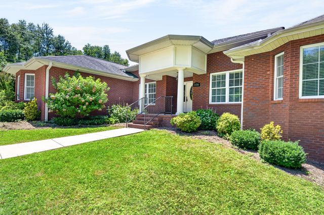 1156 Beam Ave, Cookeville, TN 38501