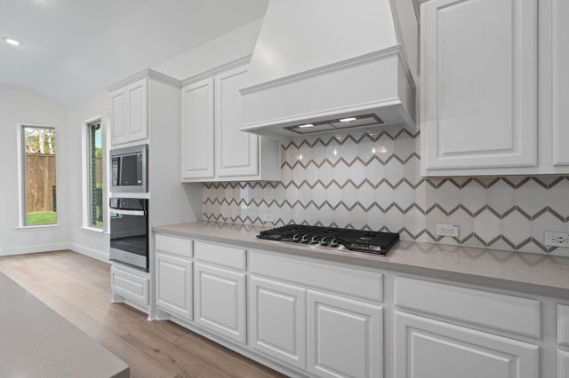 10014 Larkin Cove, Willis, TX 77318