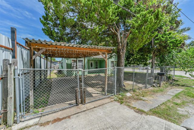 6219 Longview Street, Houston, TX 77020