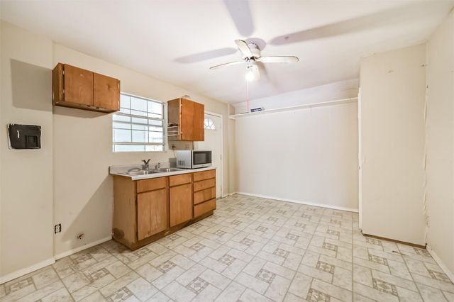 6219 Longview Street, Houston, TX 77020