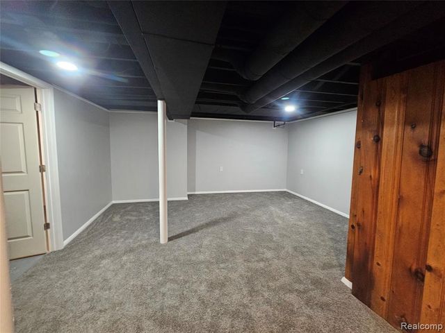 9311 Dixie, Redford, MI 48239