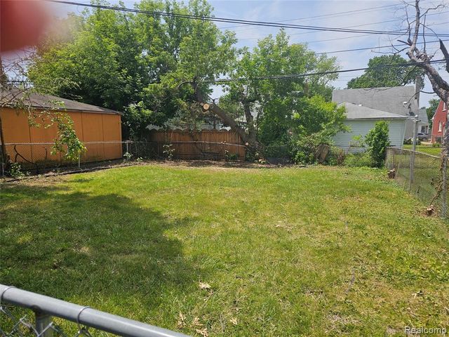 9311 Dixie, Redford, MI 48239