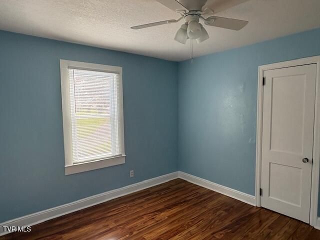 328 Lakecrest Drive, Kingsport, TN 37663
