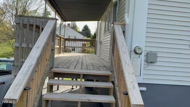 328 Lakecrest Drive, Kingsport, TN 37663