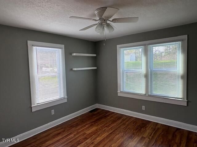 328 Lakecrest Drive, Kingsport, TN 37663