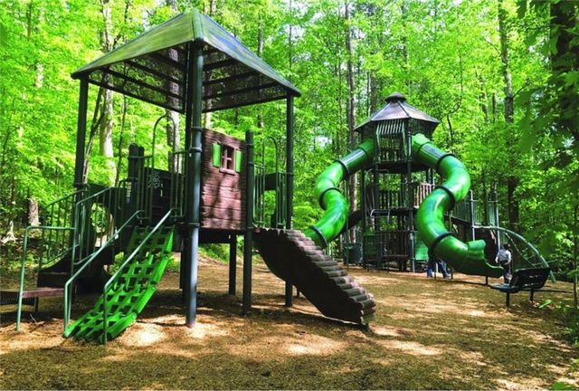 1359 Holly Bank Circle, Atlanta, GA 30338
