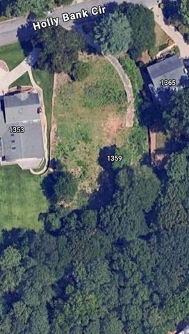 1359 Holly Bank Circle, Atlanta, GA 30338