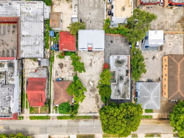 1145 NW 4th St APT 1, Miami, FL 33128
