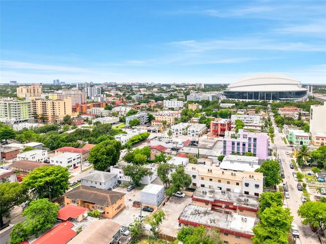 1145 NW 4th St APT 1, Miami, FL 33128