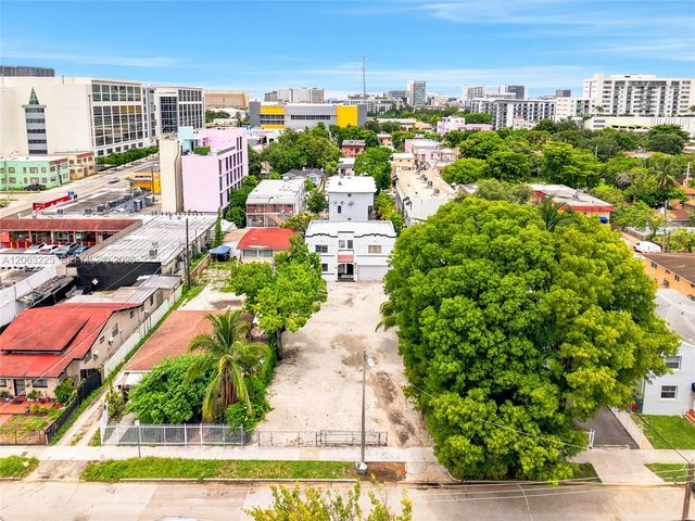 1145 NW 4th St APT 1, Miami, FL 33128