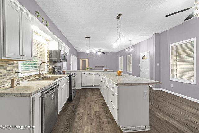 1141 Grindstone Rd, Clarkson, KY 42726