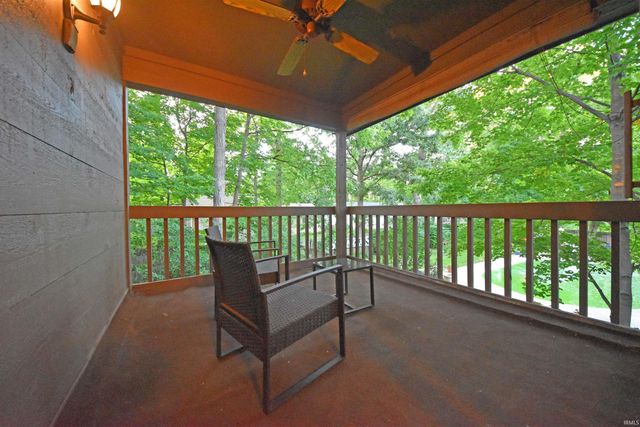 10018 Woodstream Drive, Fort Wayne, IN 46804