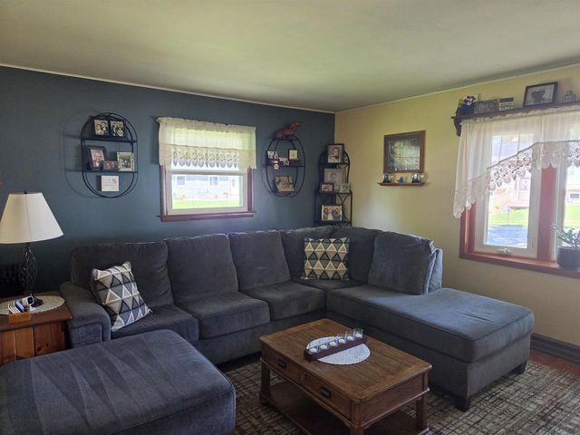 908 Mildred Avenue, Edgerton, WI 53534