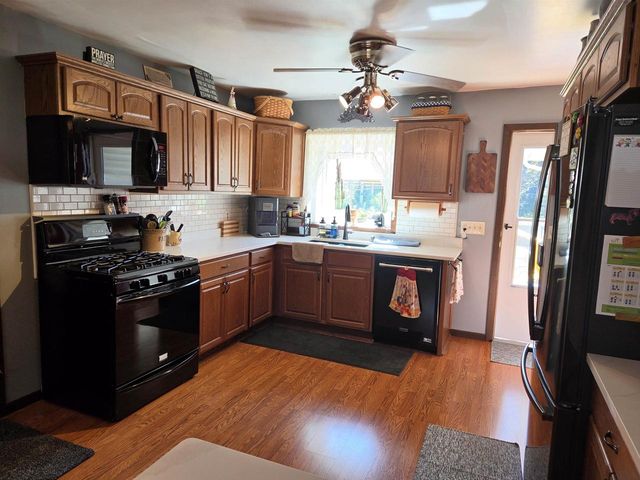 908 Mildred Avenue, Edgerton, WI 53534