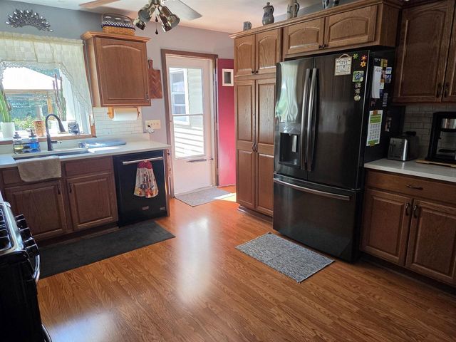 908 Mildred Avenue, Edgerton, WI 53534