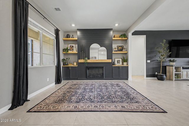 4823 W FLAT IRON Court, Queen Creek, AZ 85144