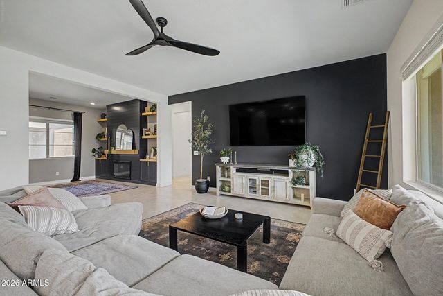4823 W FLAT IRON Court, Queen Creek, AZ 85144