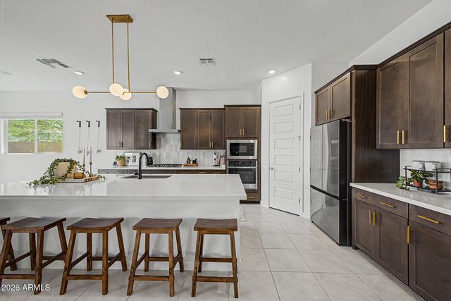 4823 W FLAT IRON Court, Queen Creek, AZ 85144