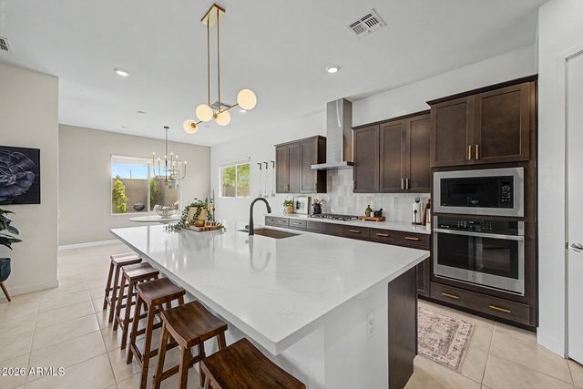 4823 W FLAT IRON Court, Queen Creek, AZ 85144