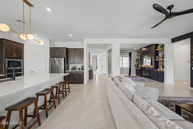 4823 W FLAT IRON Court, Queen Creek, AZ 85144