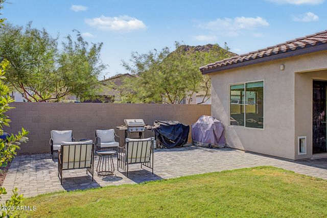 4823 W FLAT IRON Court, Queen Creek, AZ 85144