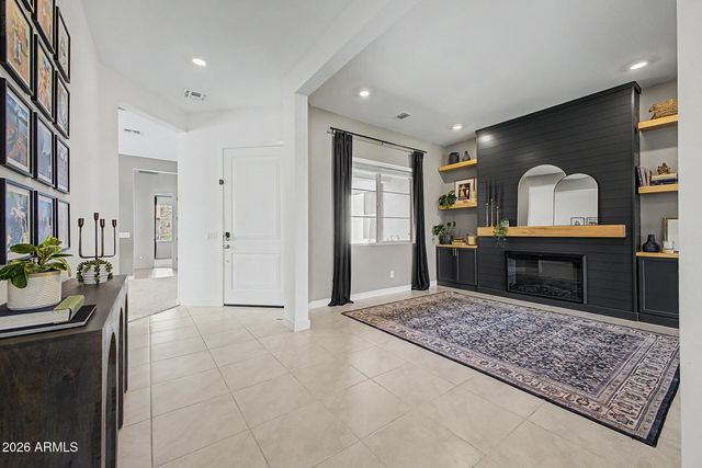 4823 W FLAT IRON Court, Queen Creek, AZ 85144