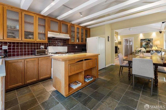 3222 Harrison Street, San Francisco, CA 94110