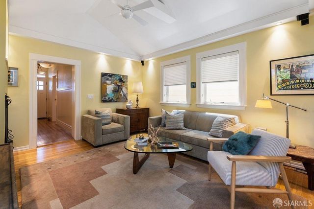 3222 Harrison Street, San Francisco, CA 94110