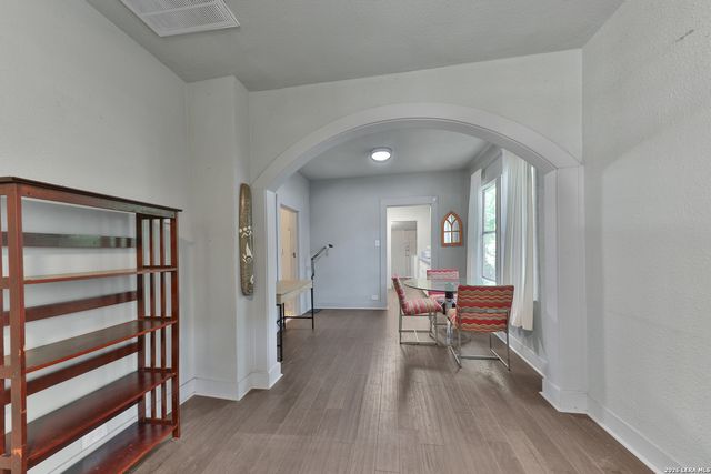 608 Kentucky, San Antonio, TX 78201