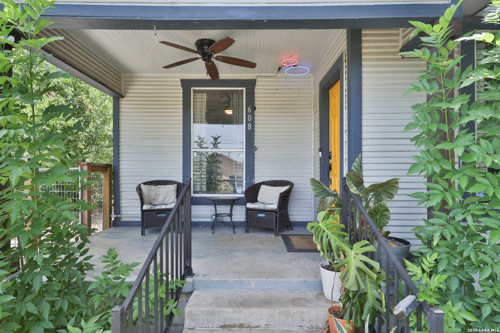 608 Kentucky, San Antonio, TX 78201