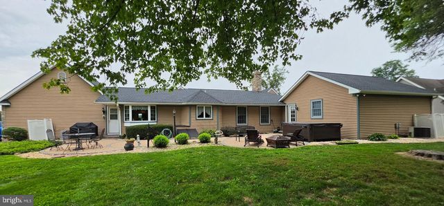186 FOLLY RD, Chalfont, PA 18914