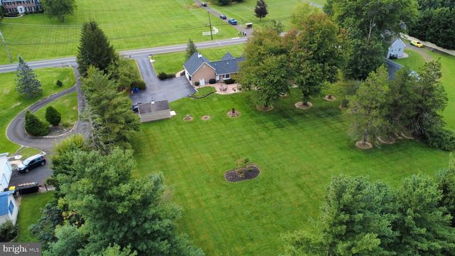 186 FOLLY RD, Chalfont, PA 18914