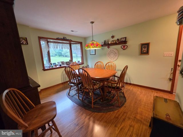 186 FOLLY RD, Chalfont, PA 18914
