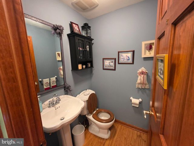 186 FOLLY RD, Chalfont, PA 18914