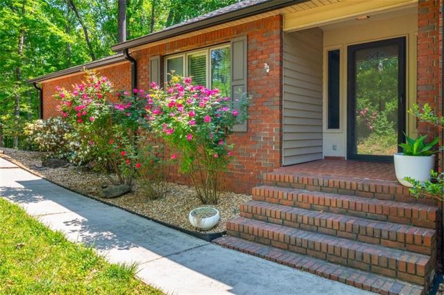 4250 Red Fox Trail, Oakwood, GA 30566