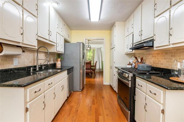 4250 Red Fox Trail, Oakwood, GA 30566