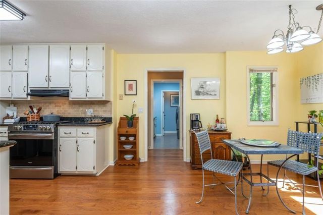 4250 Red Fox Trail, Oakwood, GA 30566