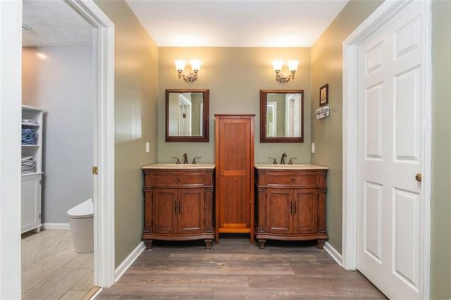 4250 Red Fox Trail, Oakwood, GA 30566