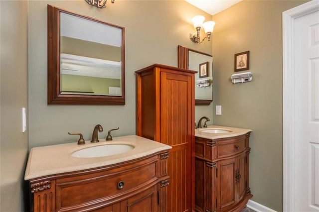 4250 Red Fox Trail, Oakwood, GA 30566
