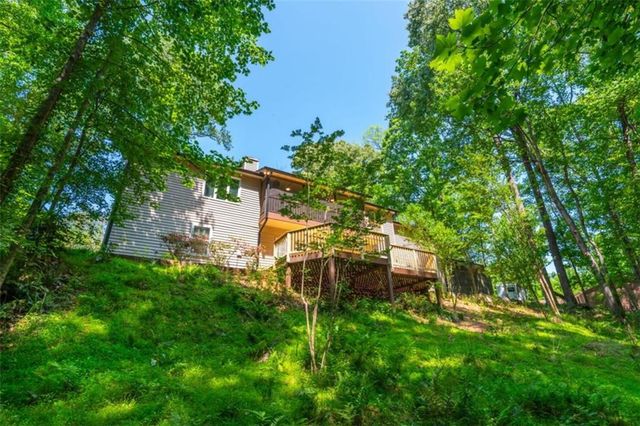 4250 Red Fox Trail, Oakwood, GA 30566