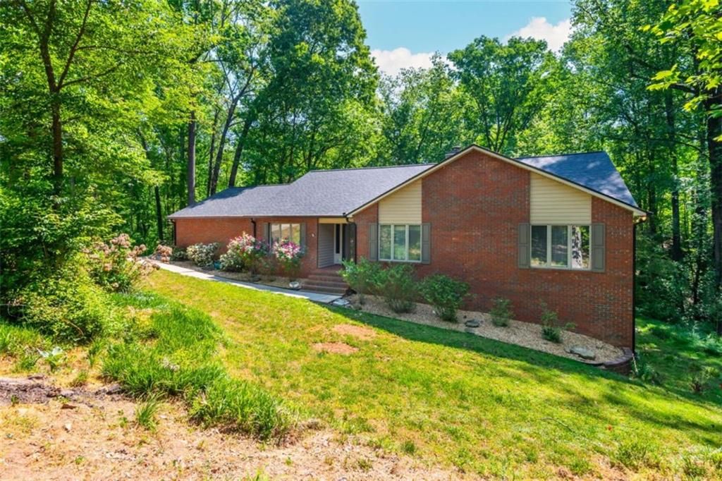 4250 Red Fox Trail, Oakwood, GA 30566