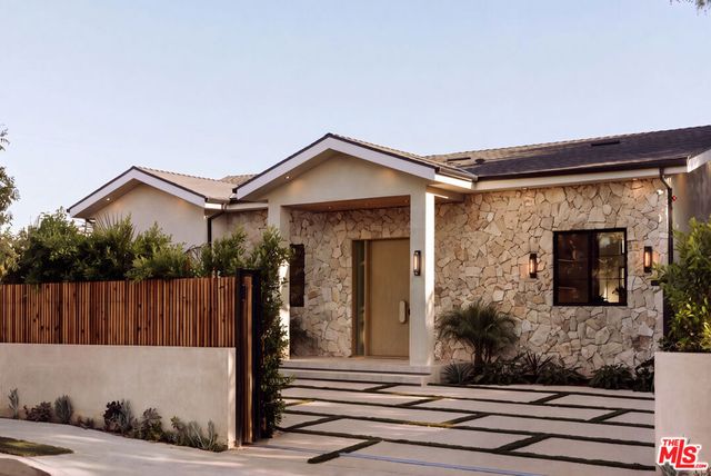 14800 McCormick Street, Sherman Oaks, CA 91411