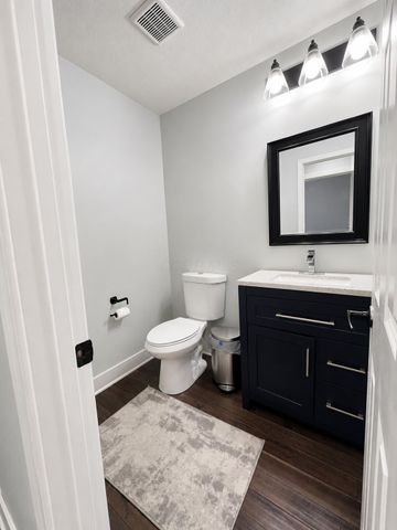 8183 Willow Brook Crossing Drive, Blacklick, OH 43004