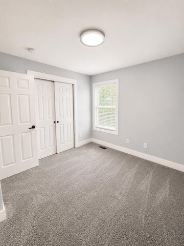 8183 Willow Brook Crossing Drive, Blacklick, OH 43004
